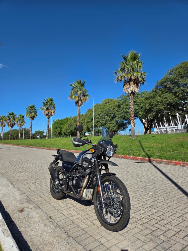 Royal Enfield Himalayan 411 — foto 3